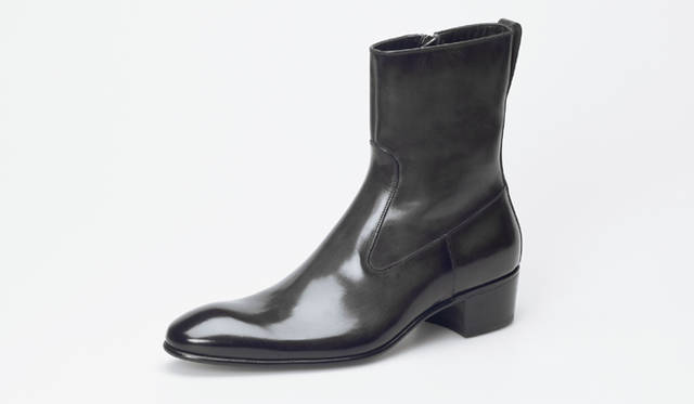 YVES SAINT LAURENT｜イヴ・サンローラン　「ザブリスキー」　アントラサイト　16万6950円（イヴ・サンローラン／グッチ グループ ジャパン イヴ・サンローラン ディビジョン）
