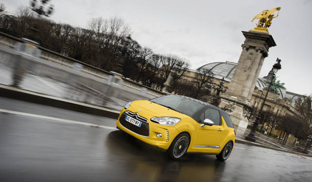 <b>CITROEN DS3｜シトロエン DS3</b>　
