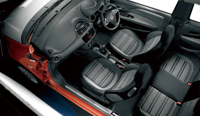 <b>FIAT PUNTO EVO｜フィアット プント エヴォ</b>