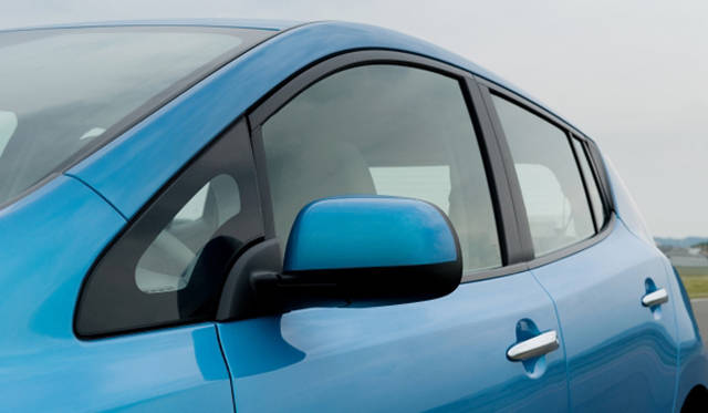 <b>NISSAN LEAF｜日産 リーフ</b>