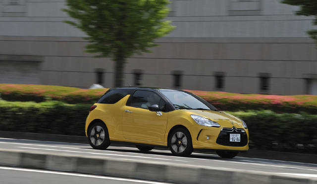 　CITROEN DS3 Chic
