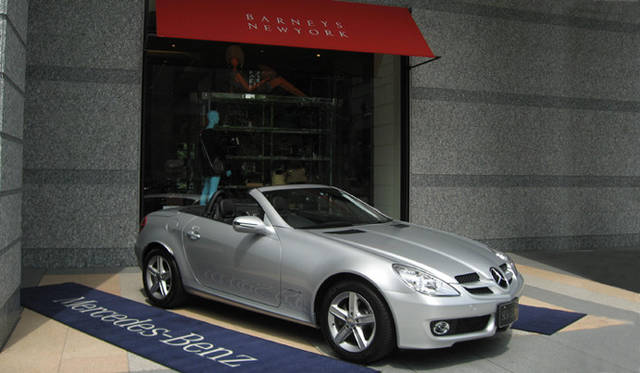 <b>Mercedes-Benz×BARNEYS NEW YORK</b>　バーニーズ　ニューヨーク神戸店