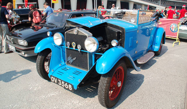 <b>Alfa Romeo 1910-2010｜アルファ ロメオ100周年イベント</b><br />今回もっとも旧いモデルのひとつ。1928年の6C1750ジェイムズ・ヤング製D.H.C.。新車のときから英国に生息する個体とのこと。