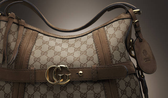 <b>GUCCI｜グッチ</b>　「GG ランニング」バッグ[W32×H32×D17cm]15万9600円（グッチ／グッチ ジャパン）