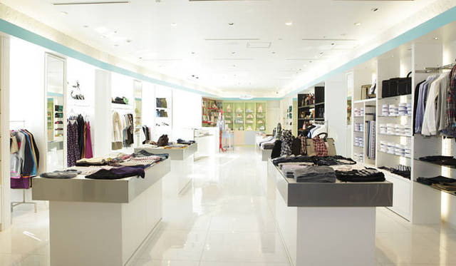 <b>UNITED ARROWS｜ユナイテッドアローズ</b>　ジ エアポート ストア ユナイテッドアローズ 羽田空港第2ターミナル店