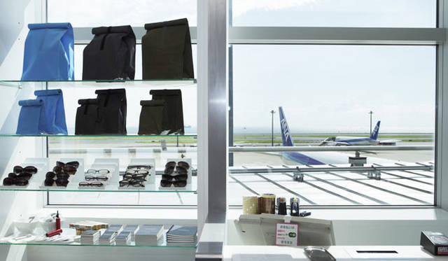 <b>UNITED ARROWS｜ユナイテッドアローズ</b>　ジ エアポート ストア ユナイテッドアローズ 羽田空港第2ターミナル店