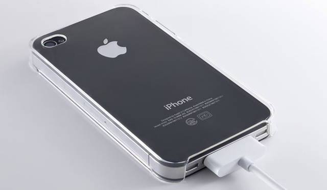 <b>Trinity｜トリニティ</b>　「Simplism Crystal Cover Set for iPhone 4」