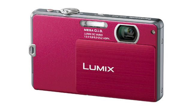 <b>Panasonic｜パナソニック</b>　デジタルカメラ 「LUMIX DMC-FP3」