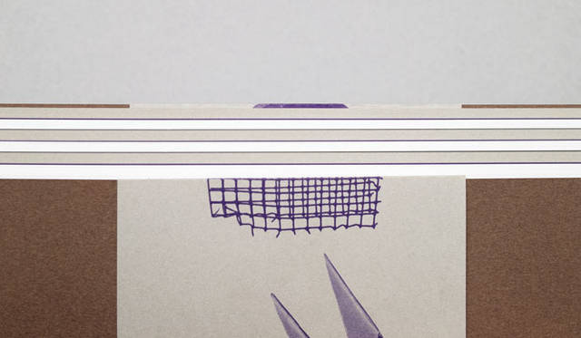 橋詰 宗｜Toh Shimazaki Architecture｜Toh Shimazaki Architecture Forum 2007<br>イギリス・ロンドンの建築事務所のワークショップのためのブックデザイン。テクスチャーとマテリアルというワークショップのテーマに基づき、本も構造的な工夫が反映されたデザインになっている。
