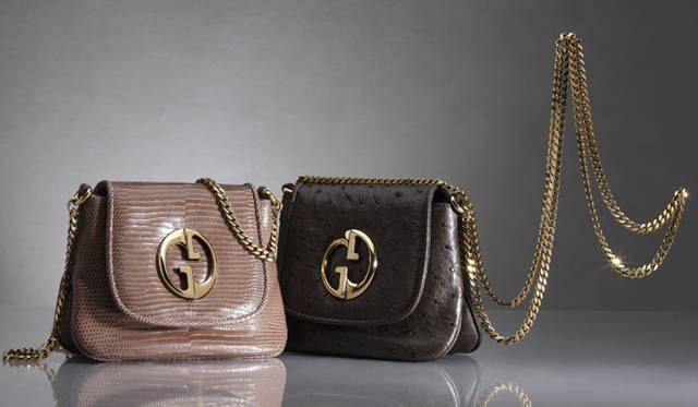 <b>GUCCI｜グッチ</b>　オーストリッチのチェーンバッグ [W18×H13×D4cm] 15万7500円、リザードのチェーンバッグ [W18×H13×D4cm] 14万4900円（ともにグッチ／グッチ ジャパン）