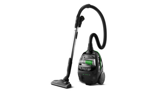 <b>Electrolux｜エレクトロラックス</b>　リサイクル素材からできたサイクロン式クリーナー 「UltraActive Green」