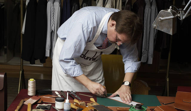 <strong>dunhill</strong> He is now also entrusted with overseeing prototype production.