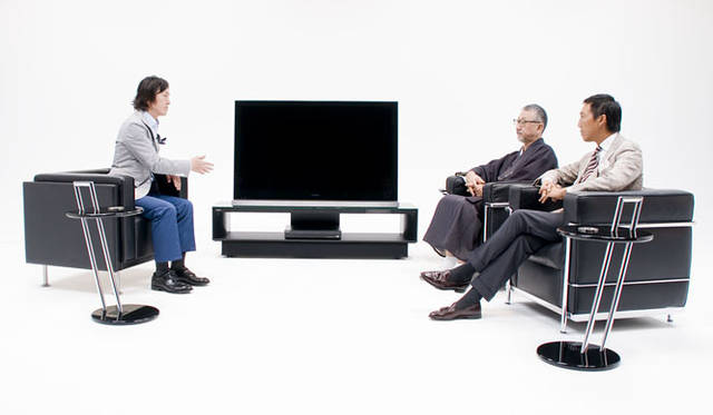 <strong>SONY｜ソニー</strong>　 BRAVIA<b>─</b>Monolithic Design