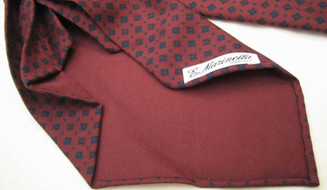 <b>E.MARINELLA NAPOLI｜マリネッラ</b>　7つ折りの手縫いのネクタイ 「セッテ・ピエゲ」