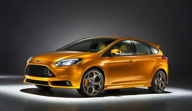 <b>FORD FOCUS｜フォード フォーカス ST</b>