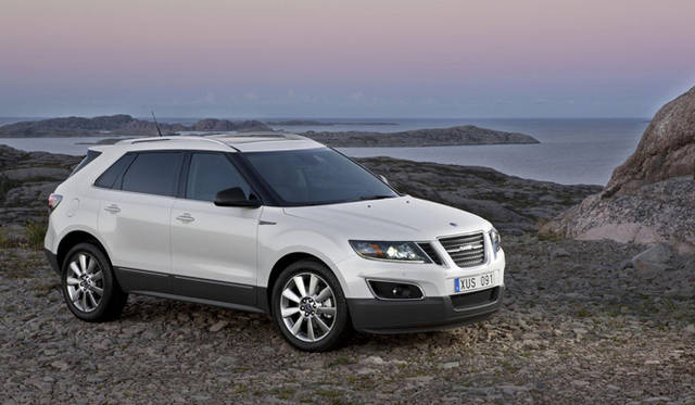 <strong>SAAB ｜サーブ 9-4X</strong>