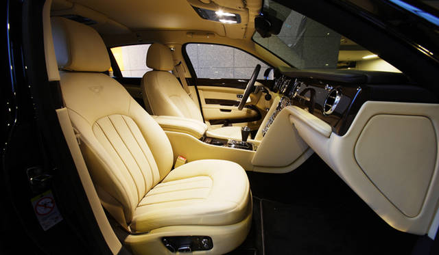 <strong>BENTLEY MULSANNE｜ベントレー ミュルザンヌ</strong>