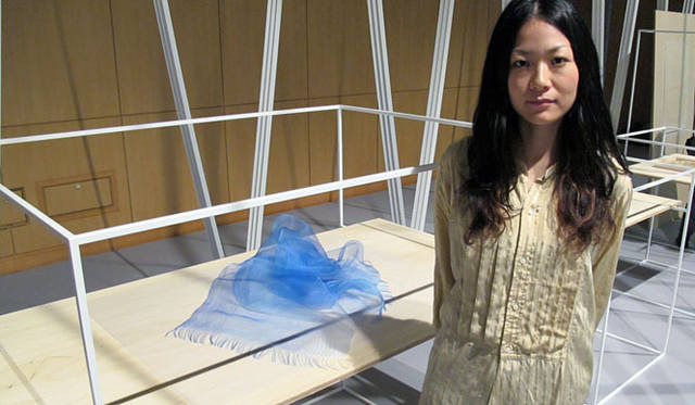 <strong> DESIGNTIDE TOKYO 2010｜TIDE Exhibition</strong>　東京ミッドタウン・ホール B<br>ファッションデザイナーでもある森 美穂子さん