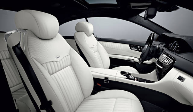 <strong>Mercedes-Benz  CL-Class｜メルセデス・ベンツ CLクラス</strong>　フルレザーのシートカラーがディープホワイト、トリムにはブラック