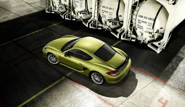 <strong>PORSCHE Cayman R｜ポルシェ ケイマン R</strong>