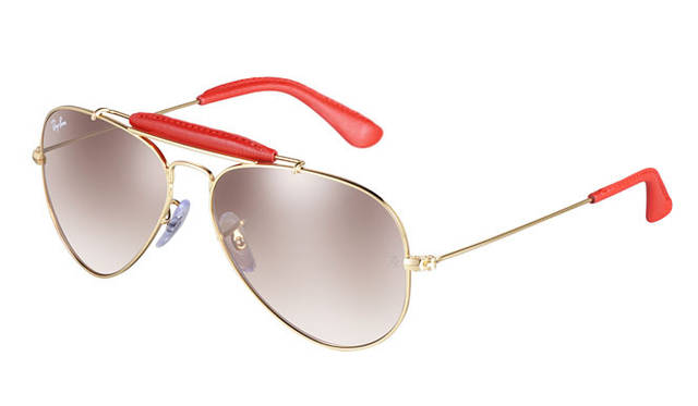 <strong>Ray-Ban｜レイバン</strong>　「OUTDOORSMAN / アウトドアーズマン」 （RB3422Q） 全5色 各2万9400円