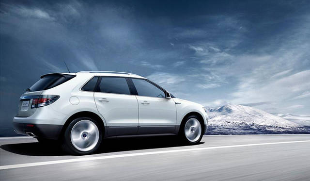 <strong>SAAB｜サーブ 9-4X</strong>