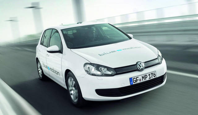 <strong>Volkswagen GOLF blue e-motion｜フォルクスワーゲン ゴルフ ブルー e モーション</strong>
