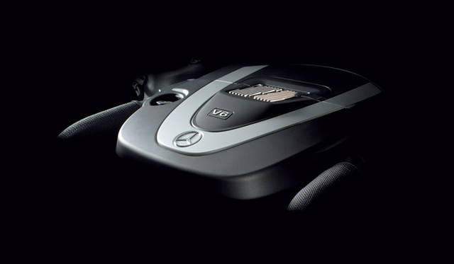 <strong>Mercedes-Benz M-Class｜メルセデス・ベンツ Mクラス</strong>　Grand Editionに積まれる3.5リッター DOHC V型6気筒エンジン。