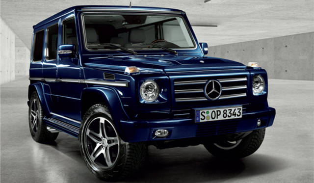 <strong>Mercedes-Benz G-Class｜メルセデス・ベンツ Gクラス</strong>　ボディカラー、デジーノ ミスティックブルーのG55 AMG ロング。