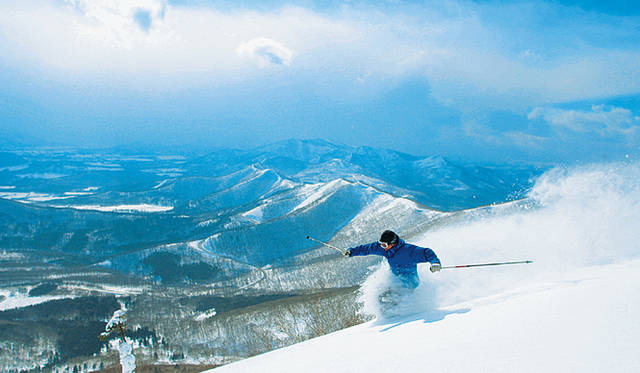 <strong>Club Med Sahoro, Hokkaido</strong>｜クラブメッド北海道（サホロ）がリニューアルオープン！　冬に味わう地産地消の“北海道フレンチ”