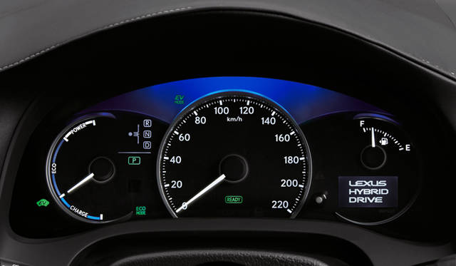 <strong>LEXUS CT200h｜レクサス CT200h</strong>　NORMAL/ECO/EVドライブモード選択時