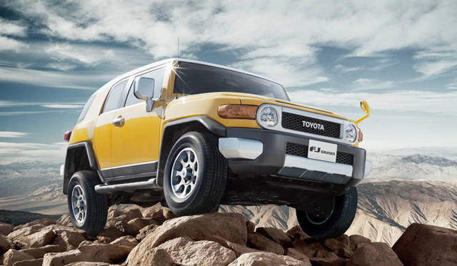 <strong>TOYOTA FJ CRUISER｜トヨタ FJクルーザー</strong>　“カラーパッケージ” (ツートーン イエロー) 