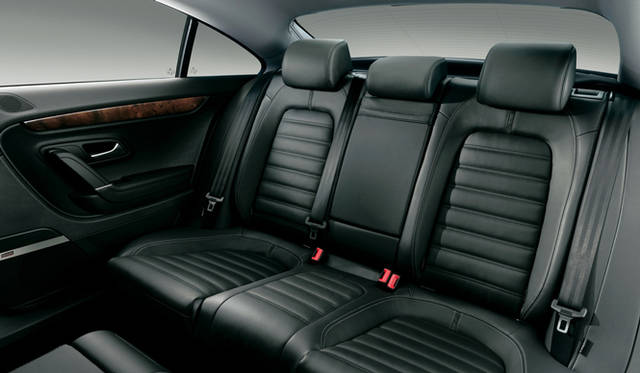 <strong>Volkswagen Passat CC｜フォルクスワーゲン パサート CC</strong>　V6 4MOTION