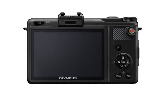 <strong>オリンパス｜OLYMPUS XZ-1</strong>