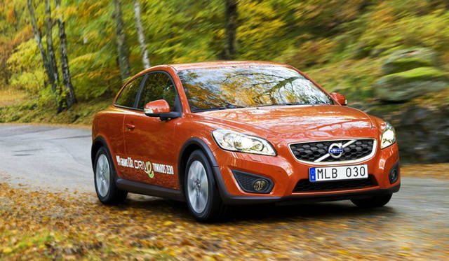 <strong>VOLVO C30｜ボルボ C30</strong>