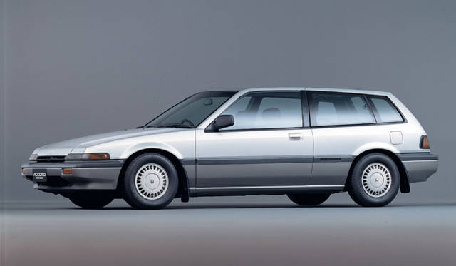 <strong>HONDA ACCORD Aerodeck｜ホンダ アコード エアロデッキ</strong>
