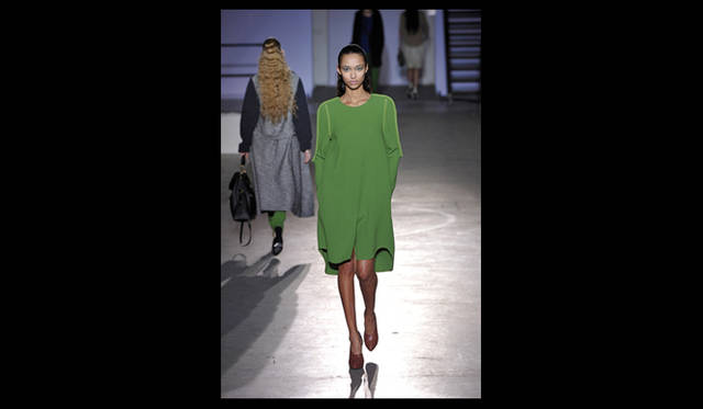 <strong>3.1 Phillip Lim｜スリーワン フィリップ リム</strong> 　2011年秋冬コレクション速報　 ©FIRST view