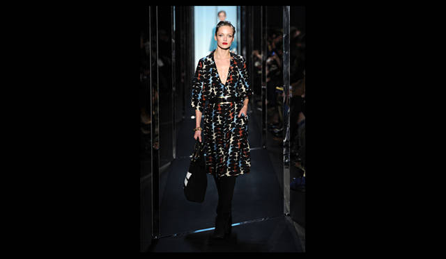 <strong>DIANE VON FURSTENBERG｜ダイアン フォン ファステンバーグ</strong> 2011年秋冬コレクション速報