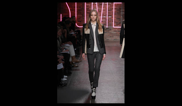 <strong>DKNY</strong> 2011年秋冬コレクション速報