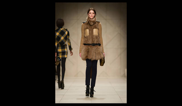 <strong>BURBERRY PRORSUM｜バーバリー プローサム</strong> 2011年秋冬コレクション速報 ©BURBERRY
