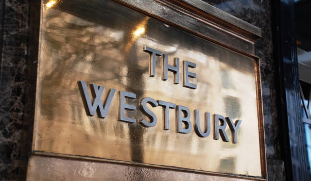 <strong>Rock My World !｜いま、旬な英国へ｜ホテル－ザ・ウェストベリー・メイフェア</strong>  Bond Street, Mayfair, London, W1S2YF