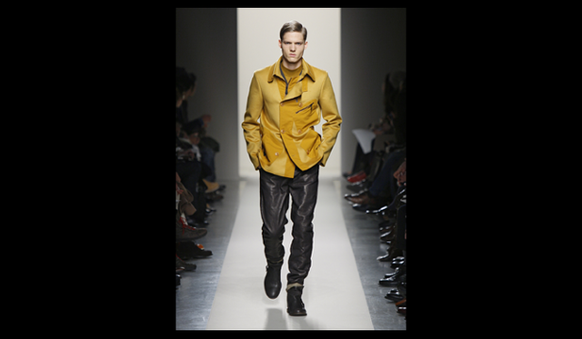 <strong>BOTTEGA VENETA</strong> 