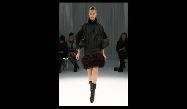 <strong>sacai｜サカイ</strong>  2011年秋冬コレクション速報　