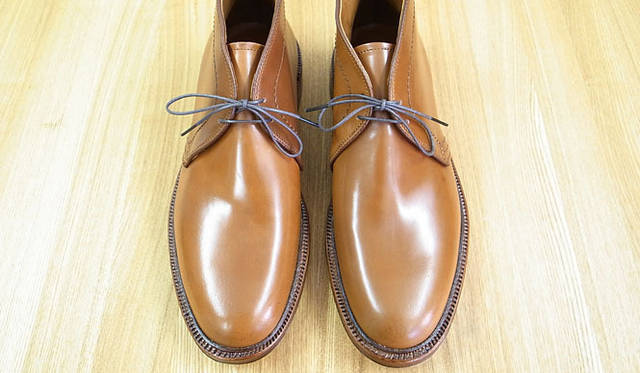 <strong>BARNEYS NEW YORK｜バーニーズ　ニューヨーク</strong>　「ALDEN」チャッカブーツ“WHISKY”カラー
