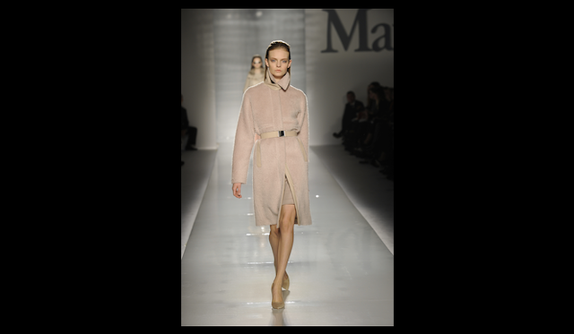 <strong>MaxMara｜マックスマーラ</strong> 2011年秋冬コレクション速報　