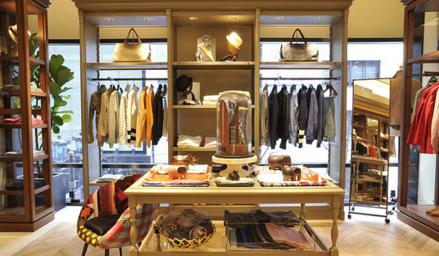 <strong>TOMORROWLAND</strong>　'Tomorrowland Ginza Store'　2F Mens Floor