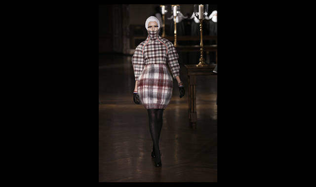 <strong>THOM BROWNE｜トム ブラウン</strong> 2011年秋冬コレクション速報　©Dan & Corina Lecca