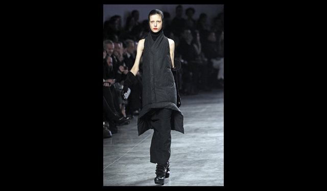 <strong>RICK OWENS｜リック オウエンス</strong> 2011年秋冬コレクション速報