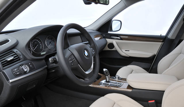 <strong>BMW X3｜ビー・エム・ダブリュー X3</strong>