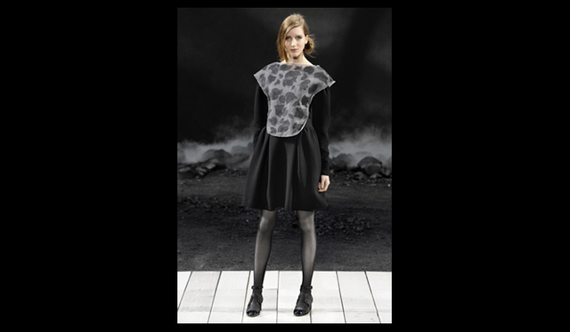 <strong>CHANEL</strong> 2011 Fall/Winter Collection Report ©CHANEL